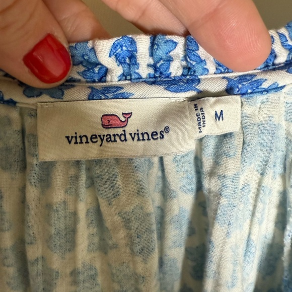 Vineyard Vines flowy floral blouse • Women’s medium - Picture 5 of 6